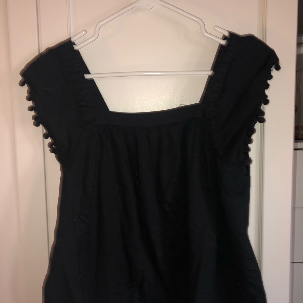 black square neck tank top